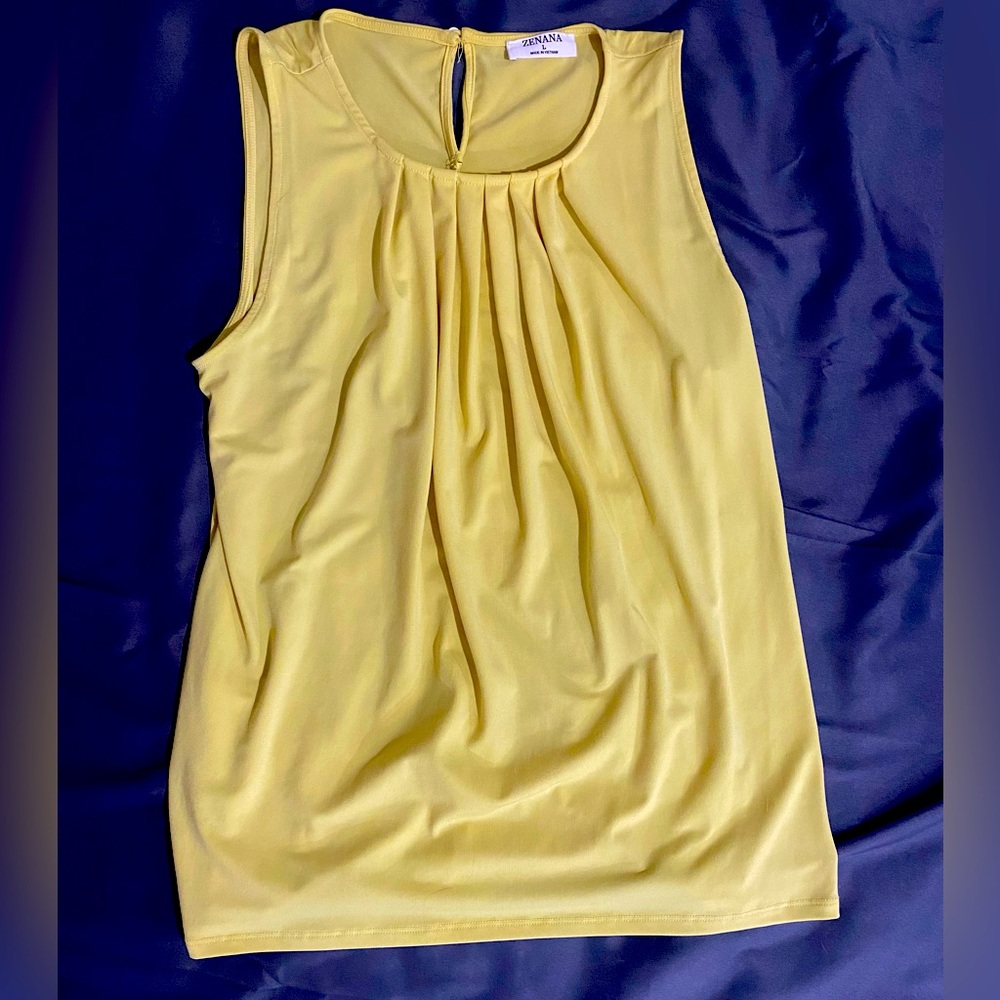 Zenana yellow tank, like new. Stretch and soft